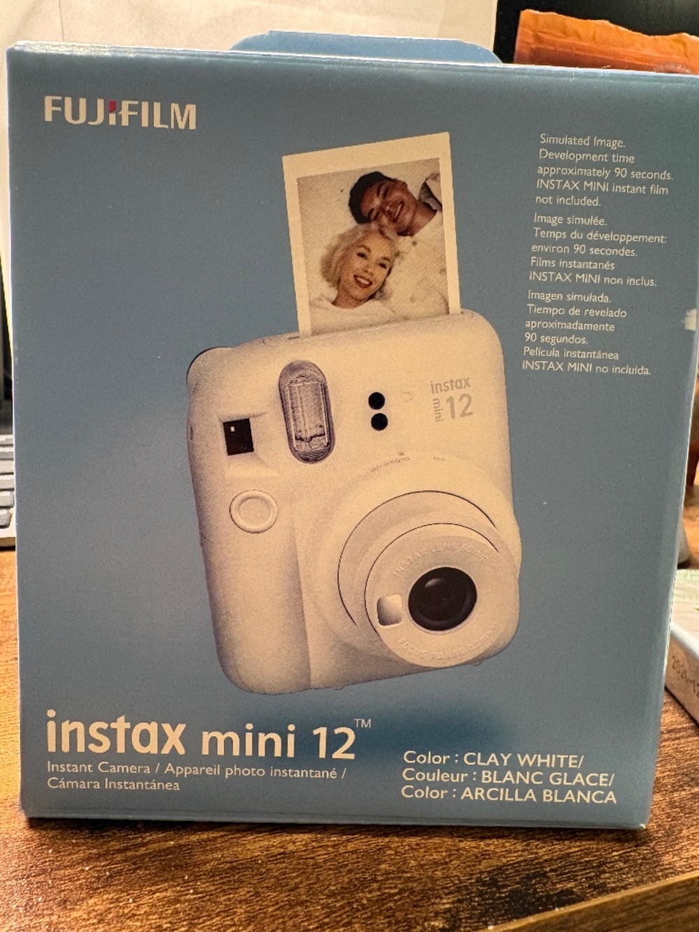 NEW Fujifilm Instax Mini 12 (White) + Unopened Instant Film